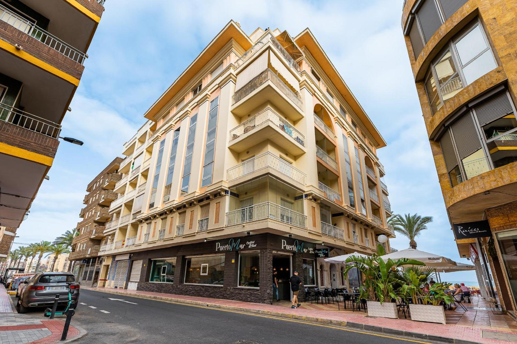 Sirena Del Mar Apartment Torrevieja Exterior photo
